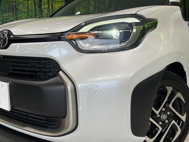 TOYOTA SIENTA HYBRID 2024 Image 31