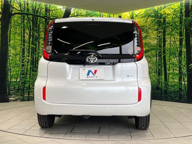 TOYOTA SIENTA HYBRID 2024 Image 31