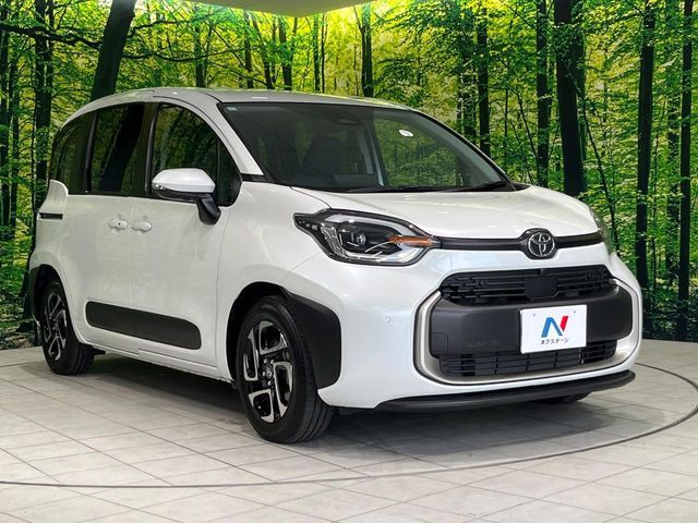 TOYOTA SIENTA HYBRID 2024 Image 31