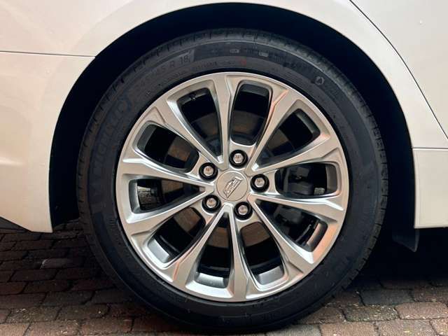 CADILLAC CT5 2022 Image 31