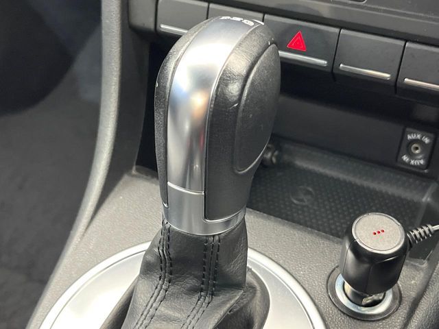 VOLKSWAGEN THE BEETL 2014 Image 31