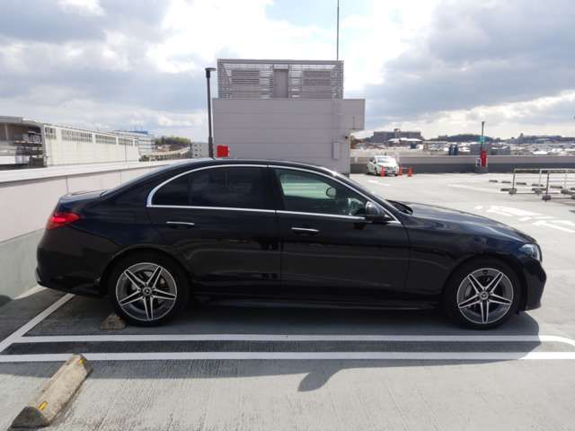 MERCEDES BENZ C CLAS 2024 Image 31