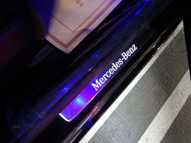 MERCEDES BENZ C CLAS 2024 Image 31