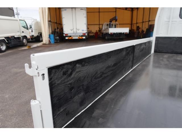 ISUZU ELF 2013 Image 31