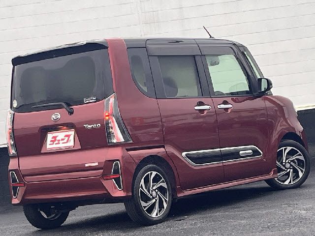 DAIHATSU TANTO CUSTOM 2021 Image 31
