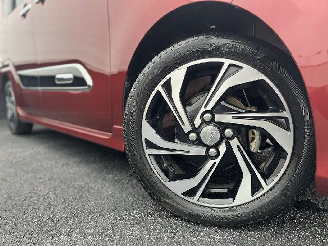 DAIHATSU TANTO CUSTOM 2021 Image 31