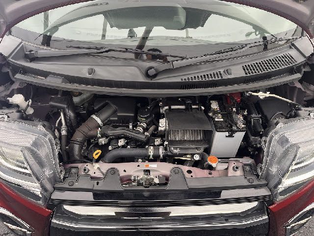 DAIHATSU TANTO CUSTOM 2021 Image 31