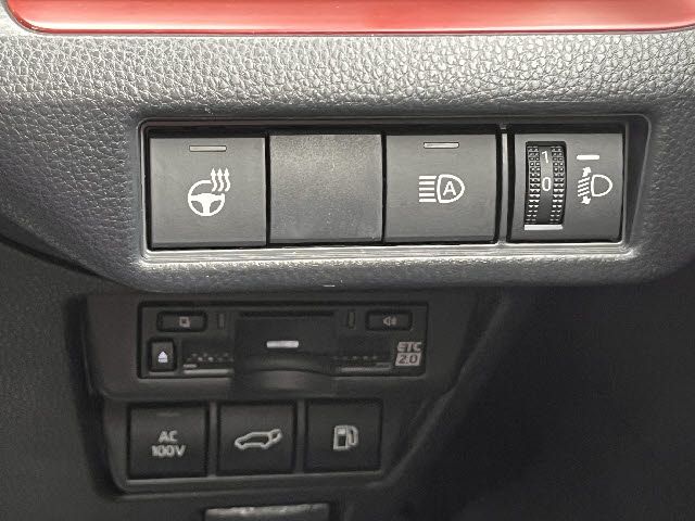 TOYOTA PRIUS 2023 Image 31