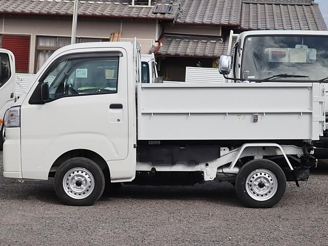 DAIHATSU HIJET TRUCK 4WD 2023 Image 31