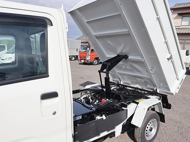 DAIHATSU HIJET TRUCK 4WD 2023 Image 31