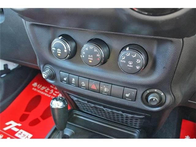 JEEP WRANGLER UNLIMI 2014 Image 31