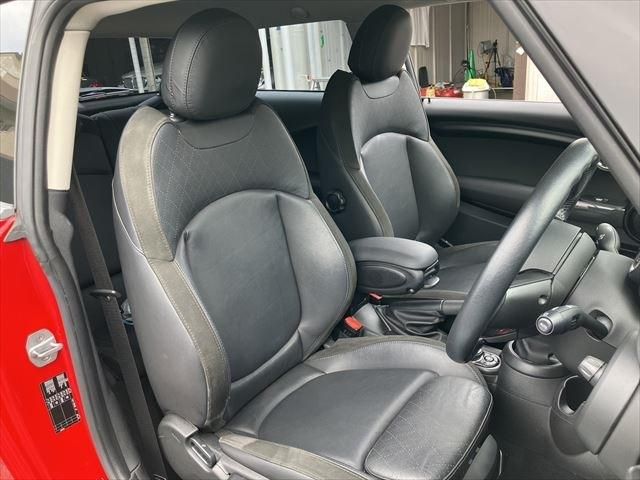 BMW MINI COOPER D 2018 Image 31