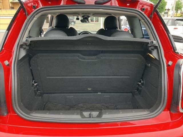 BMW MINI COOPER D 2018 Image 31