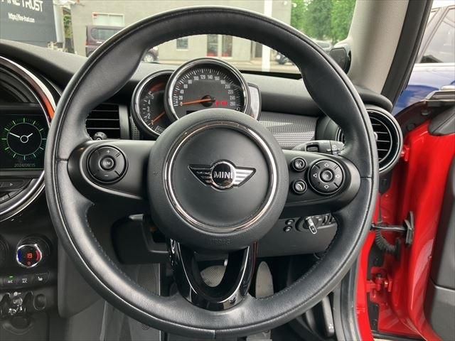 BMW MINI COOPER D 2018 Image 31
