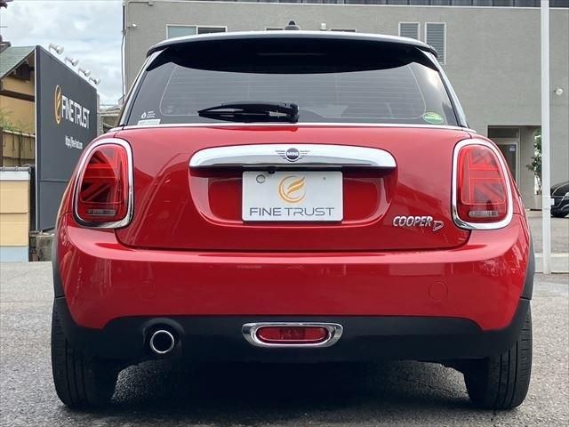 BMW MINI COOPER D 2018 Image 31