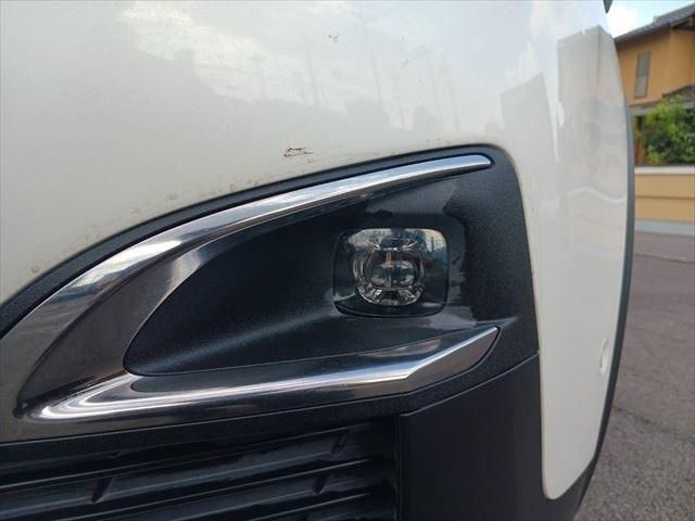 PEUGEOT 3008 2017 Image 31