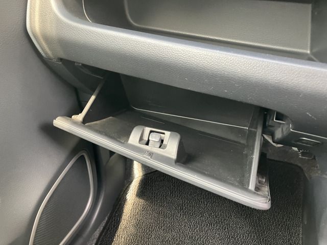 SUZUKI WAGON R STINGRAY 2013 Image 31