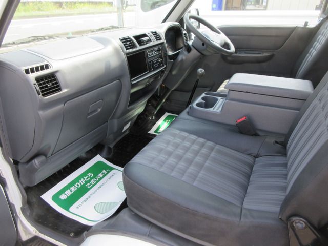 MAZDA BONGO TRUCK 1.15T 2W 2017 Image 31