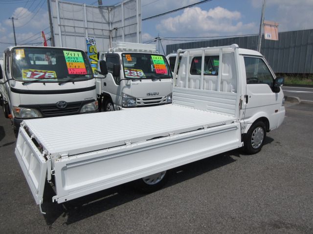 MAZDA BONGO TRUCK 1.15T 2W 2017 Image 31