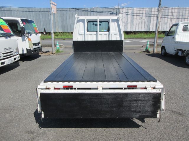 MAZDA BONGO TRUCK 1.15T 2W 2016 Image 31