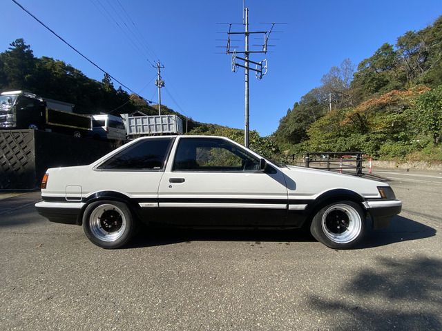 TOYOTA COROLLA LEVIN 1985 Image 31