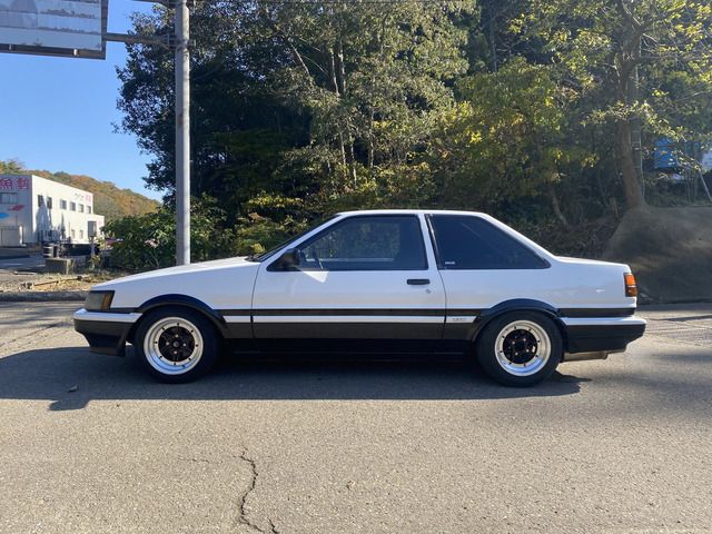 TOYOTA COROLLA LEVIN 1985 Image 31