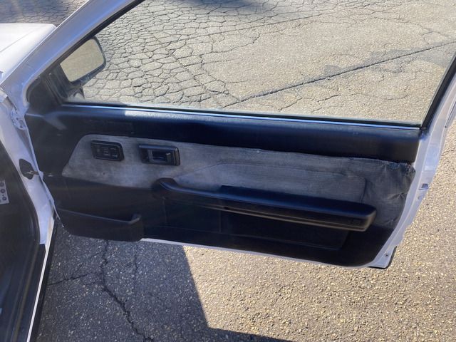 TOYOTA COROLLA LEVIN 1985 Image 31