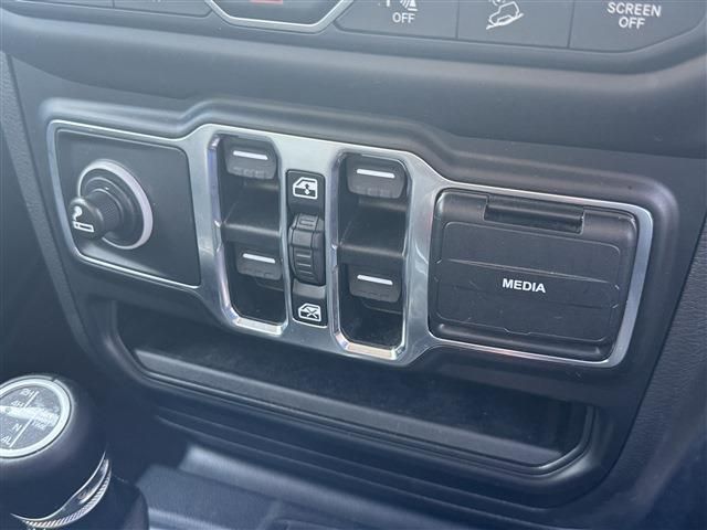 JEEP WRANGLER UNLIMI 2020 Image 31