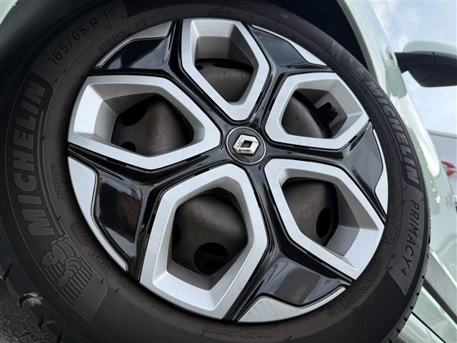 RENAULT TWINGO 2021 Image 31