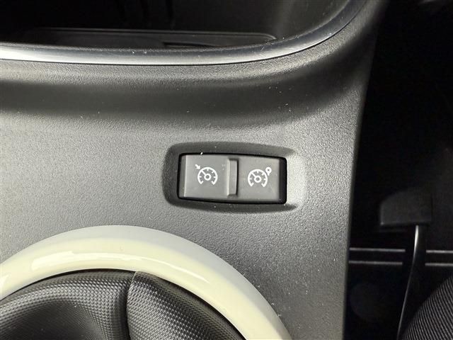 RENAULT TWINGO 2021 Image 31