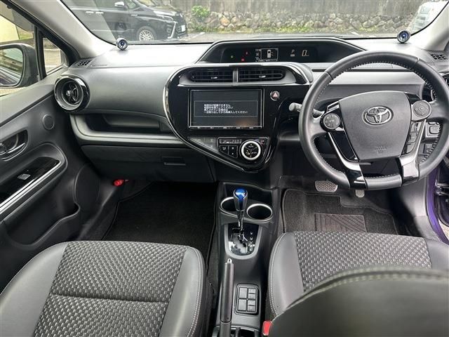 TOYOTA AQUA 2017 Image 31