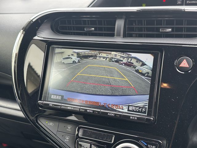 TOYOTA AQUA 2017 Image 31