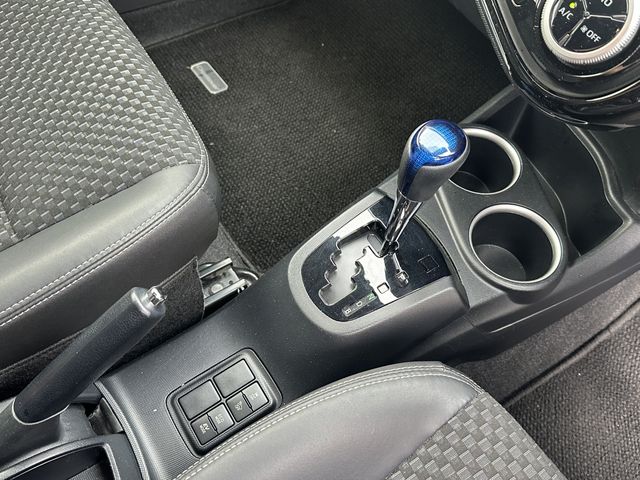 TOYOTA AQUA 2017 Image 31