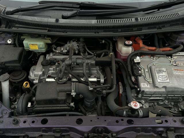 TOYOTA AQUA 2017 Image 31