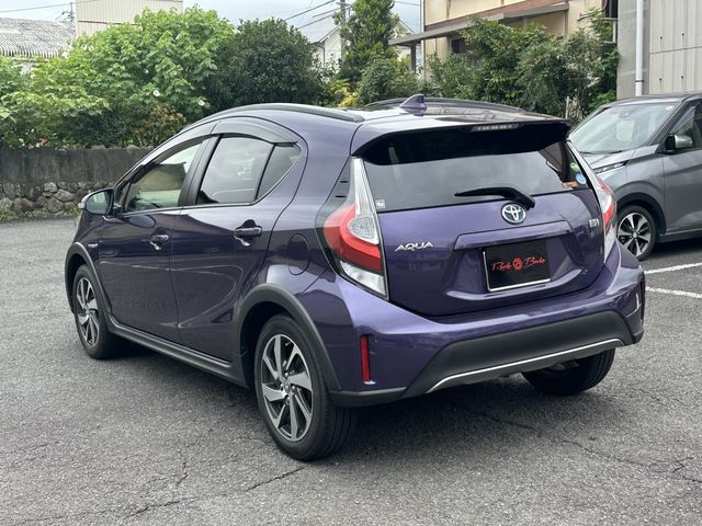 TOYOTA AQUA 2017 Image 31