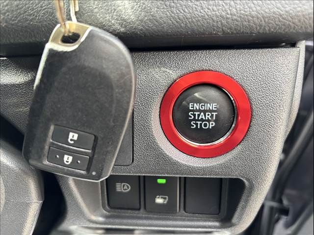 TOYOTA HIACE VAN 4WD 2022 Image 31