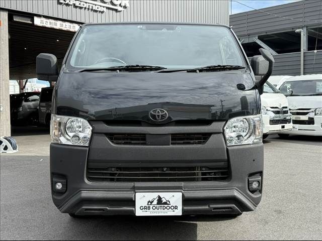 TOYOTA HIACE VAN 4WD 2022 Image 31