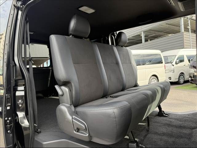 TOYOTA HIACE VAN 4WD 2022 Image 31