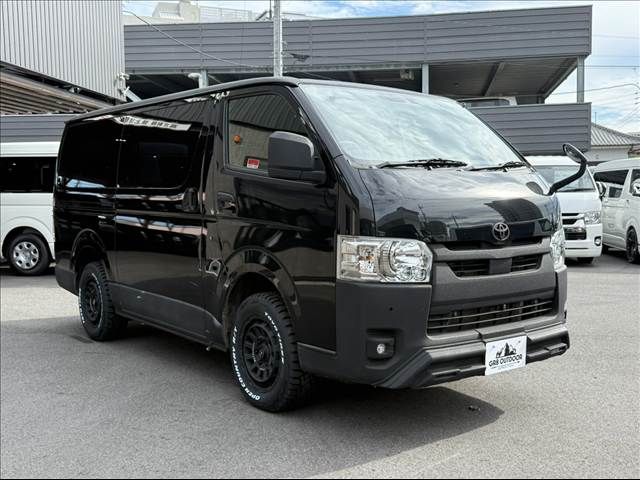 TOYOTA HIACE VAN 4WD 2022 Image 31
