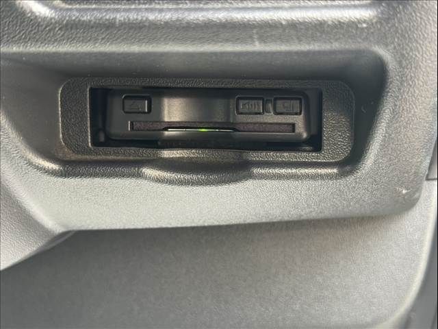 TOYOTA HIACE VAN 4WD 2022 Image 31