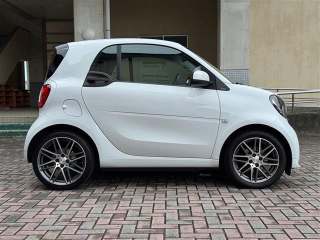 MCC SMART FORTWO COUPE 2017 Image 31
