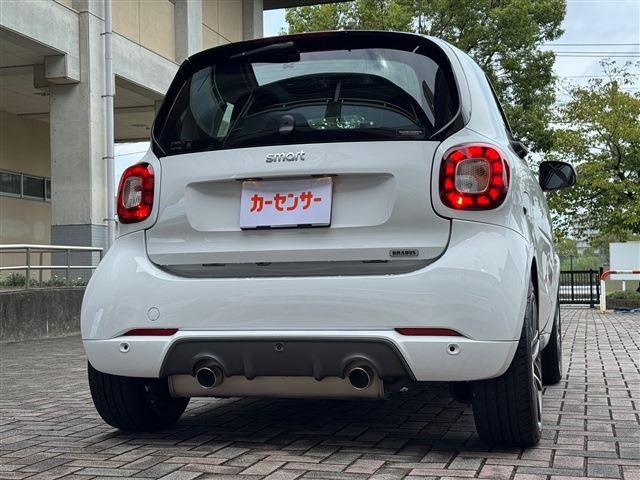 MCC SMART FORTWO COUPE 2017 Image 31