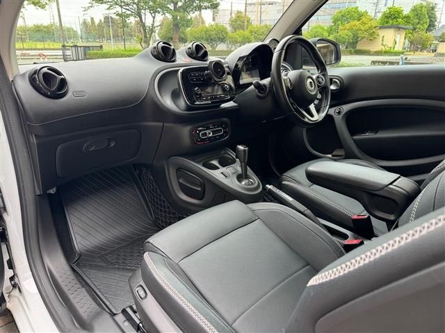 MCC SMART FORTWO COUPE 2017 Image 31