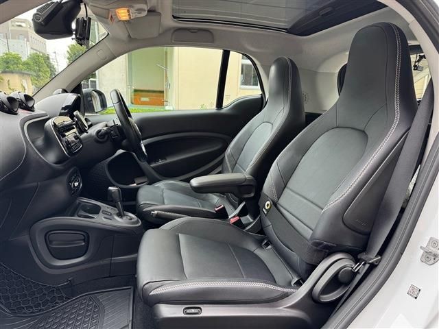 MCC SMART FORTWO COUPE 2017 Image 31