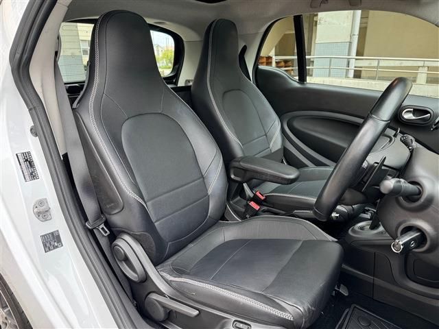 MCC SMART FORTWO COUPE 2017 Image 31