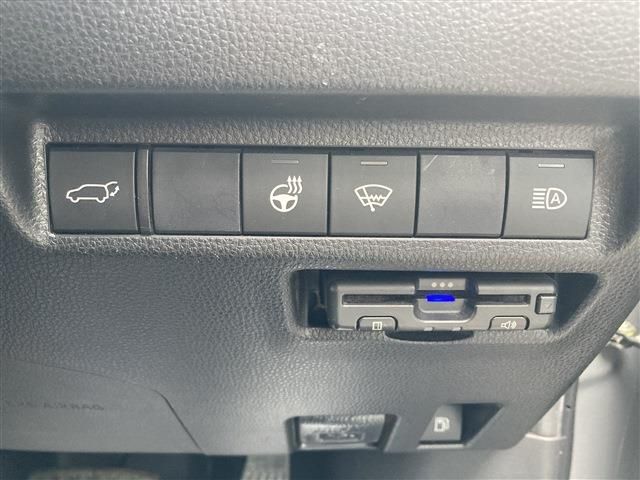 TOYOTA RAV4 HYBRID 4WD 2020 Image 31