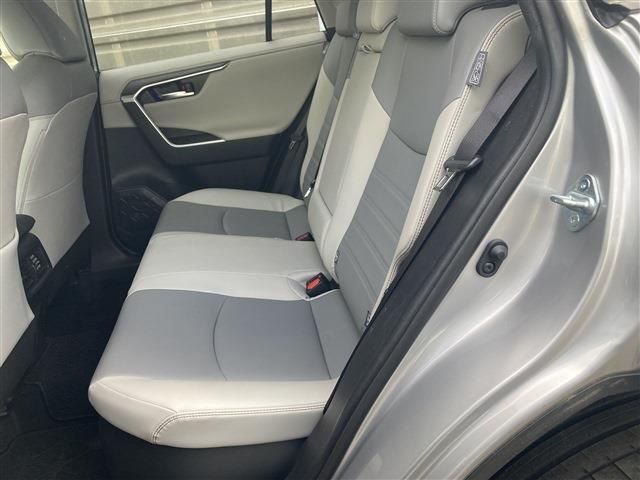 TOYOTA RAV4 HYBRID 4WD 2020 Image 31