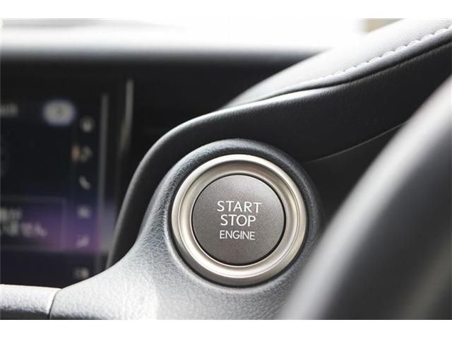 TOYOTA LEXUS IS200T 2017 Image 31