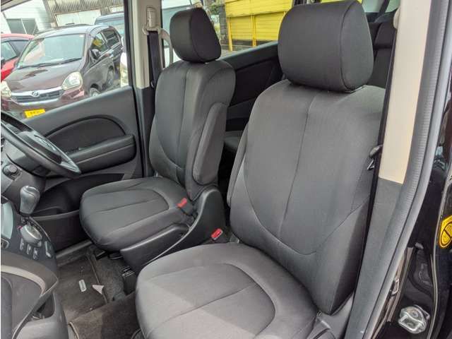 MAZDA BIANTE 2012 Image 31