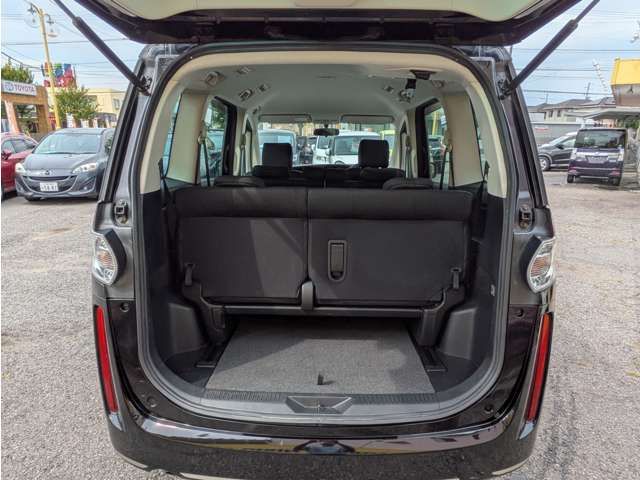 MAZDA BIANTE 2012 Image 31